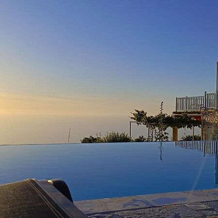 Villa Matula Kalamitsi  Bagian luar foto