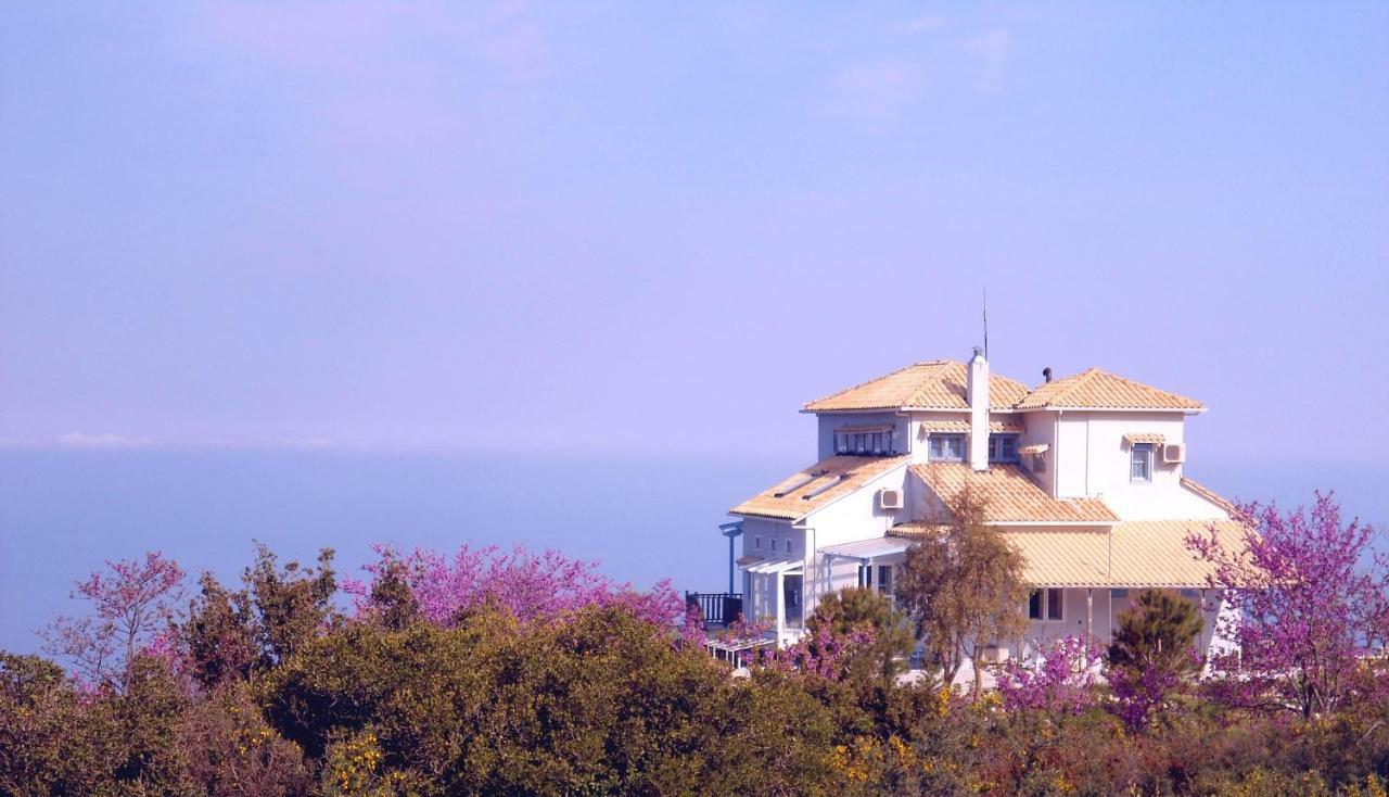 Villa Matula Kalamitsi  Bagian luar foto