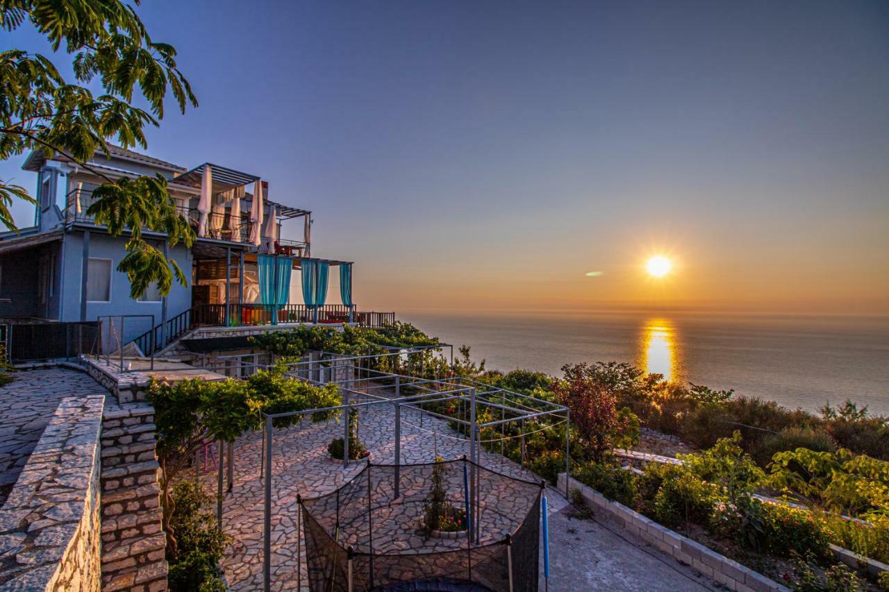 Villa Matula Kalamitsi  Bagian luar foto